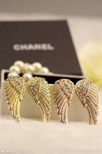 鑲鉆耳釘飾品圖片