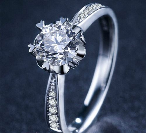 首飾圖片新款欣賞盤點2017引發(fā)潮流的戒指款式