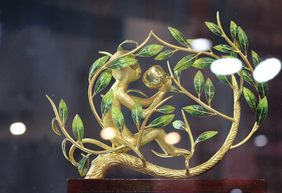 琺瑯首飾是什么材質