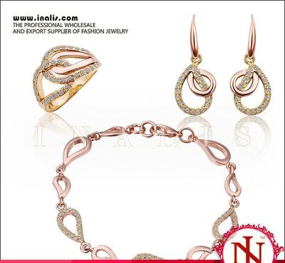 【歐美新款上架 外貿(mào)熱銷水晶手飾 18K分色飾品 捷克鉆愛心套】價格_廠家_圖片 -